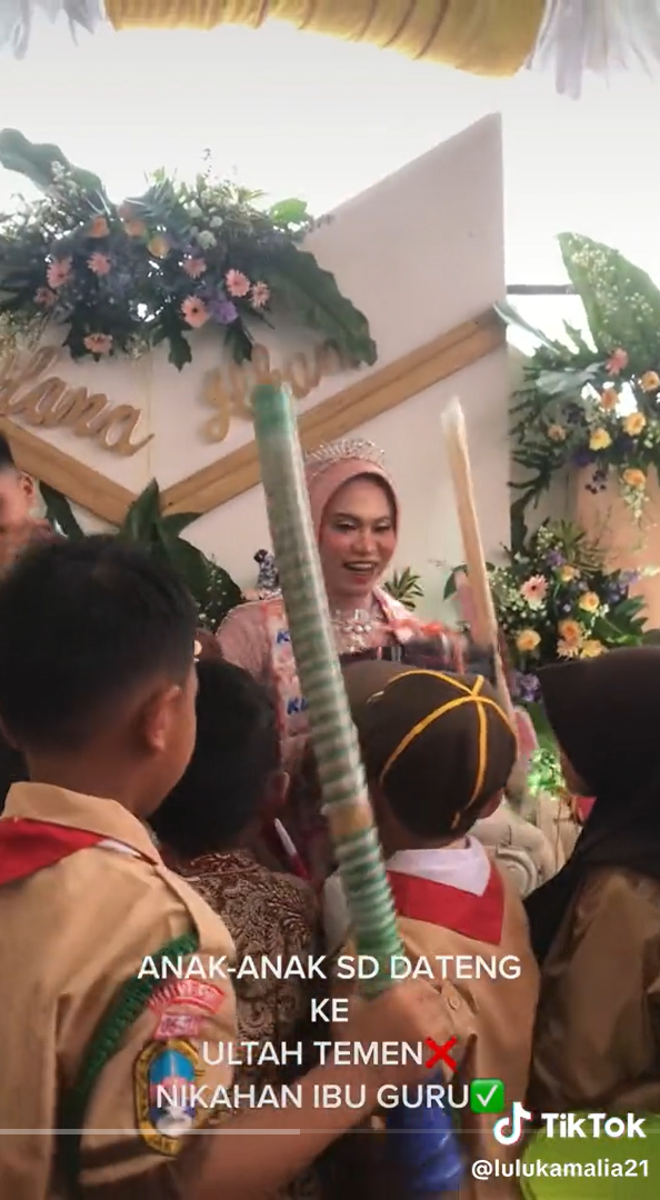 anak sd kondangan