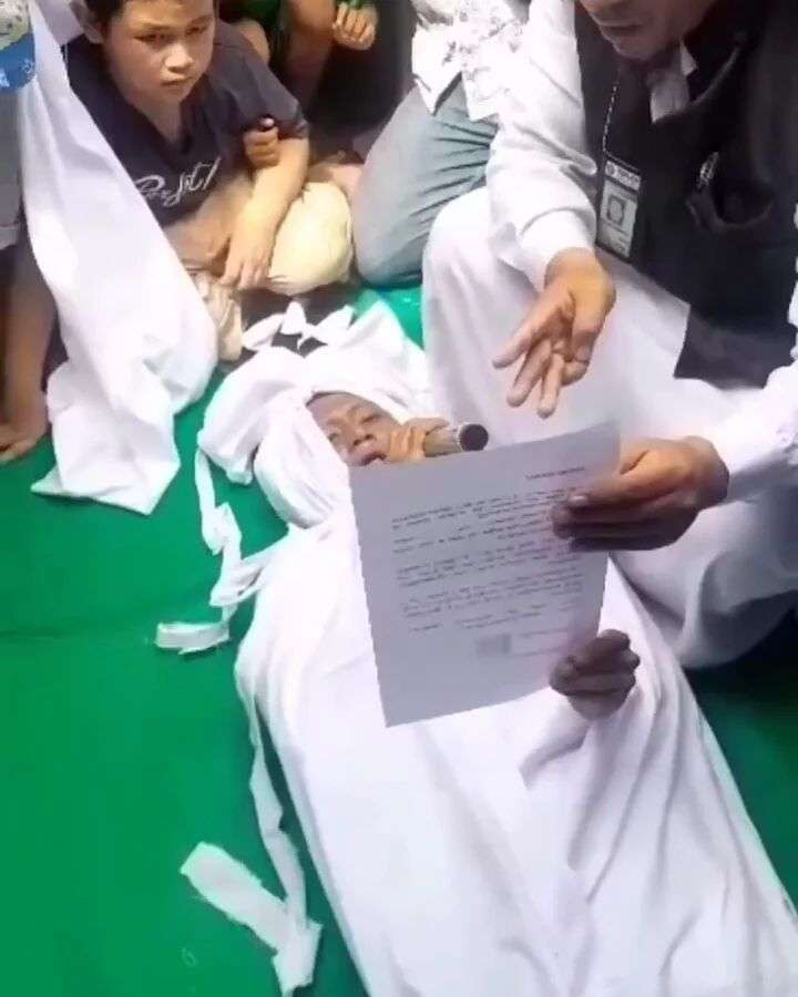 sumpah pocong