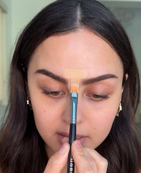Memakai Concealer