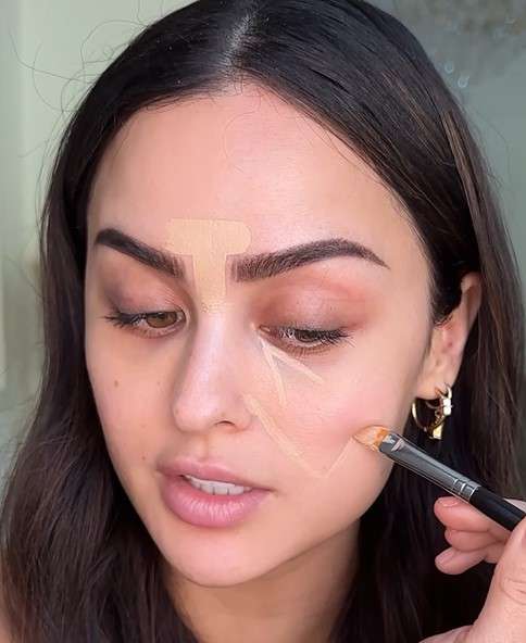 Memakai Concealer