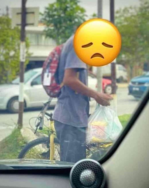 Wanita Gelisah Dibuntuti Pria Tak Dikenal Saat Ke Minimarket, Mendengar Percakapan Pria dengan Kasir Malah Membuatnya Menangis