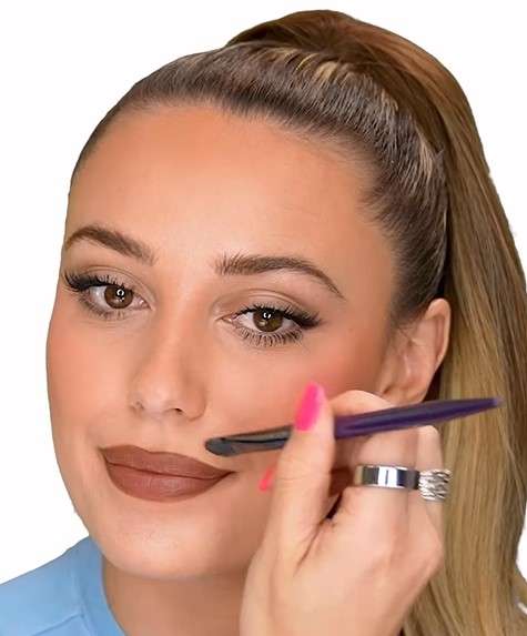 Memakai Concealer