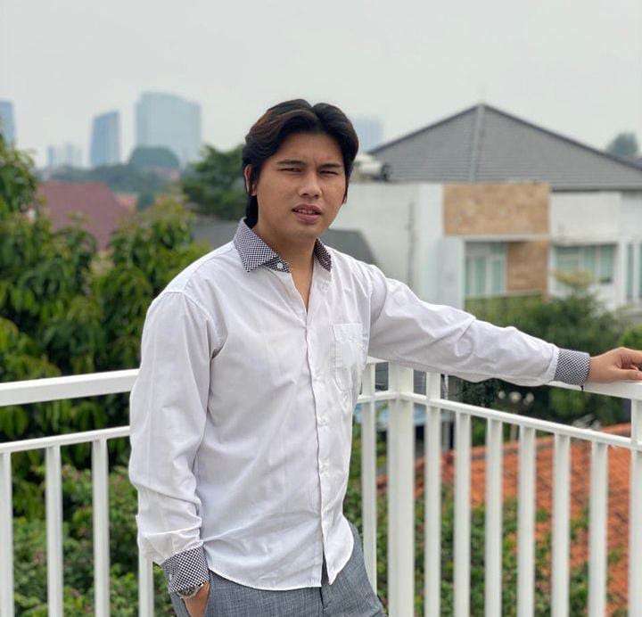 Potret Terbaru Adam Rama