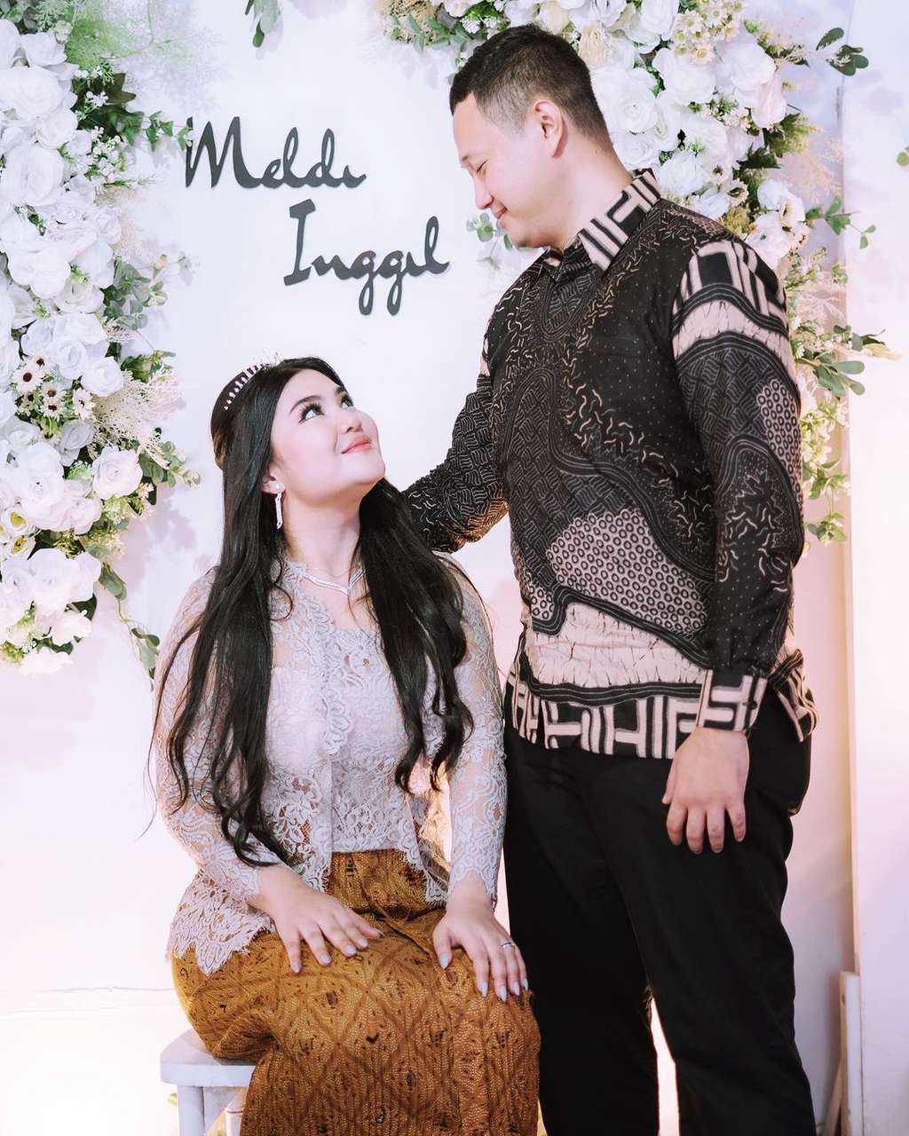 Meldi keponakan Dewi Perssik lamaran