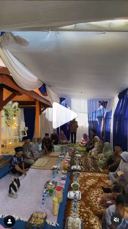 Meldi keponakan Dewi Perssik lamaran