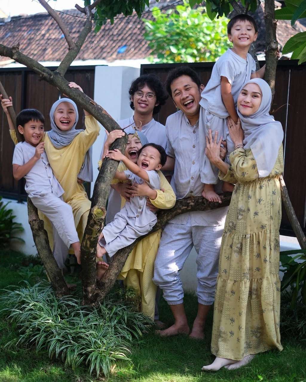 Keluarga Zaskia Adya Mecca