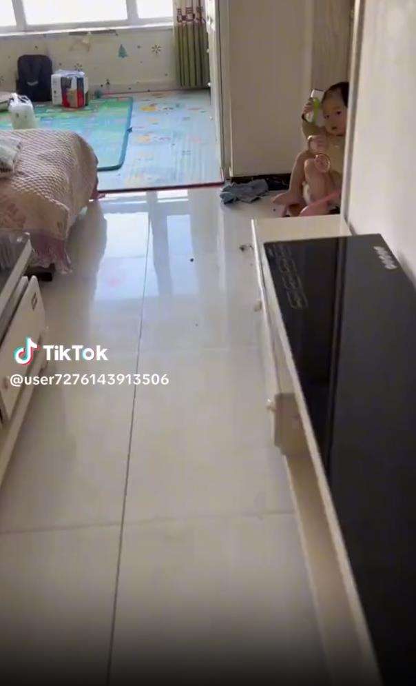 Tingkah bocah yang lucu