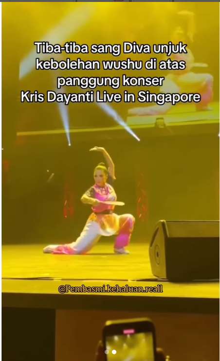 Penampilan Krisdayanti
