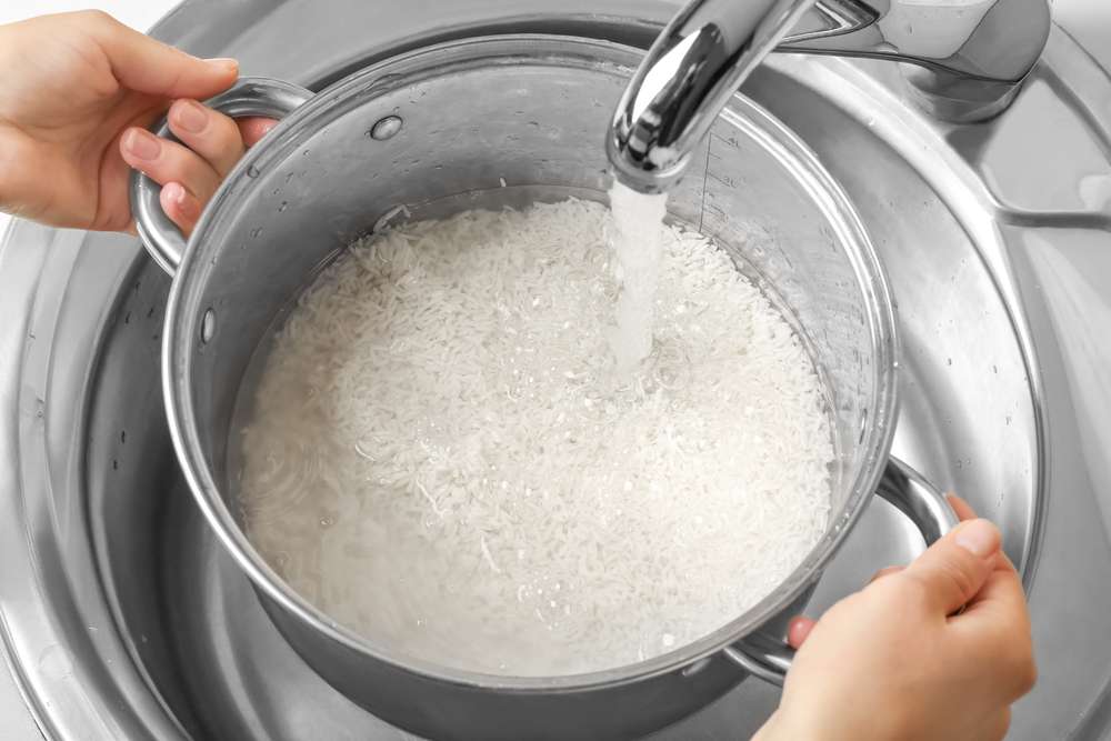 Anti Gagal, Begini Tips Memasak Nasi Kuning yang Pulen dan Sedap