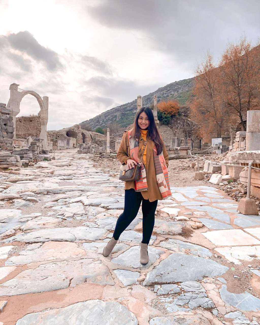 Potret Ayu Anjani Potret Ayu Anjani