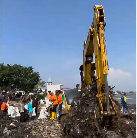 Sampah pantai Labuan