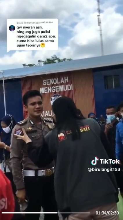 Viral Ibu-Ibu Ngamuk ke Petugas Saat Dampingi Anaknya Ujian SIM, Berujung Minta Maaf