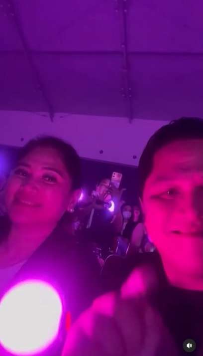 Keseruan Erick Thohir Temani Anaknya Nonton Konser Suga BTS, Langsung Ikutan Jadi ARMY
