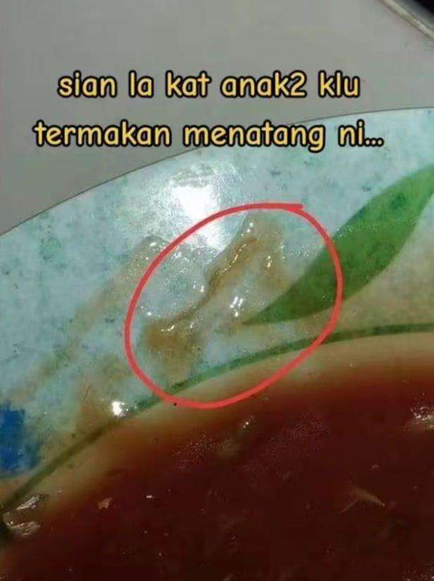 Cacing dalam kaleng sarden.