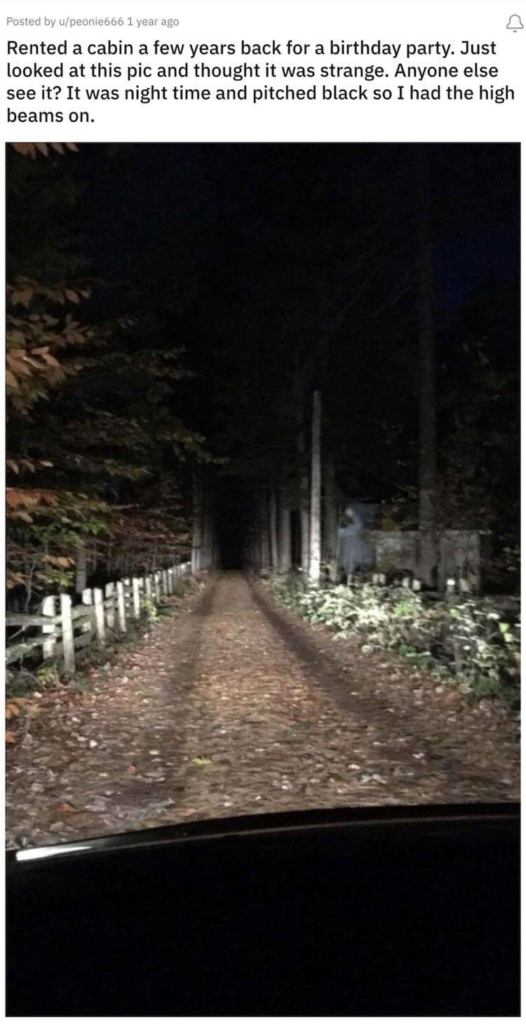 Foto penampakan yang bikin merinding.