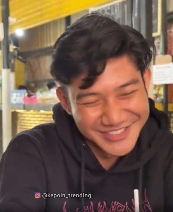 Foto selfie ternyata video.