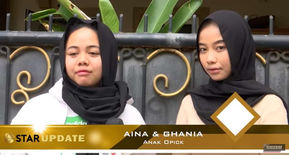 Aina dan Ghania putri Opick