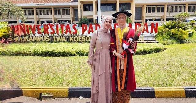 Potret Anak Gadis Ine Sinthya yang Calon Dokter