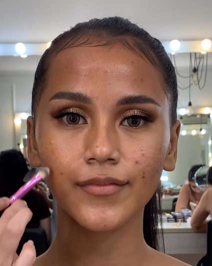 Memakai Color Corrector