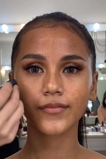 Memakai Concealer