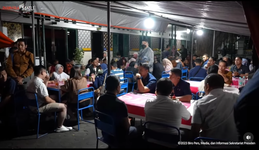 WARUNG BAKMI PAK LELE