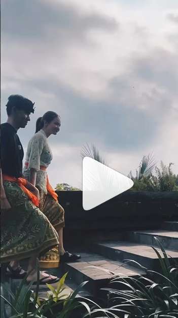 Enzy Storia dan suami Molen Enzy Storia dan suami Molen