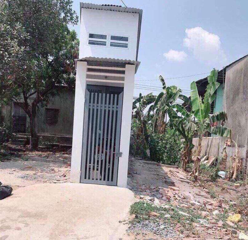 Rumah tipis super sempit.