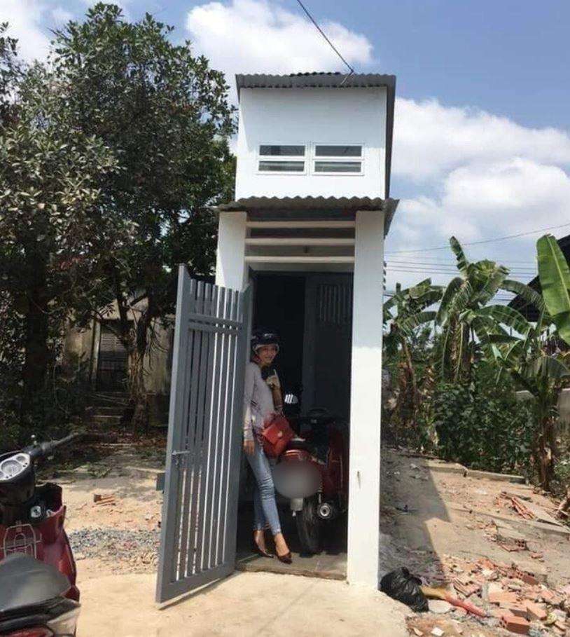 Rumah tipis super sempit.