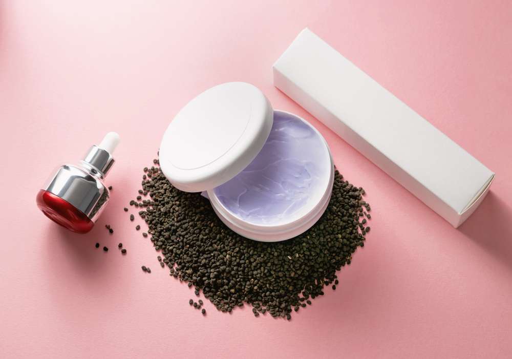 5 Kandungan Skincare Pengganti Retinol yang Lebih Ramah untuk Kulit Sensitif