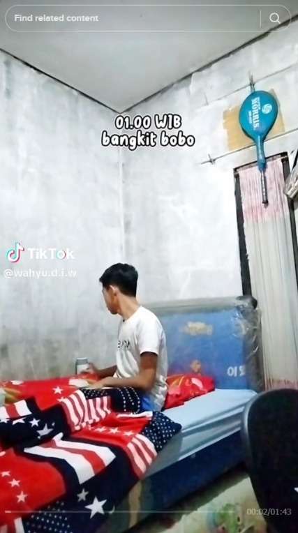 Perjuangan Derlin, Siswa SMA Bangun Jam 1 Pagi Bikin Kue yang Dijual saat Sekolahnya Demi Menyambung Hidup
