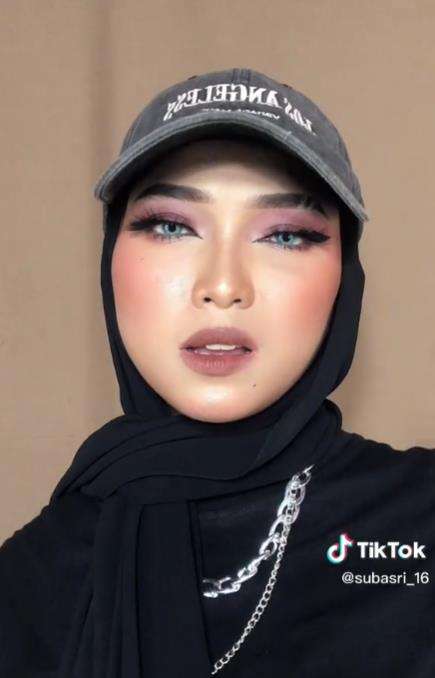 Transformasi wajah sawo matang jadi cantik glowing.