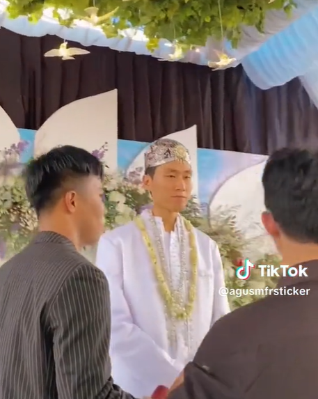 TikTok @agusmfrsticker TikTok @agusmfrsticker