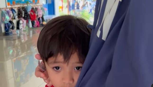 Bhre Kata menangis