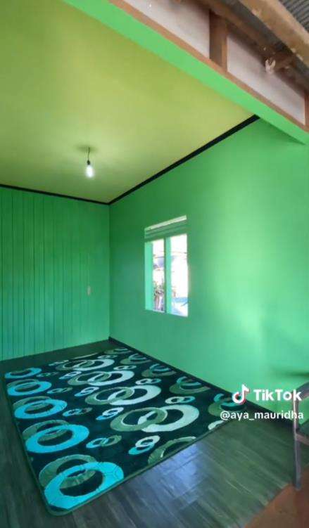 Rumah panggung sederhana yang bersih dan nyaman