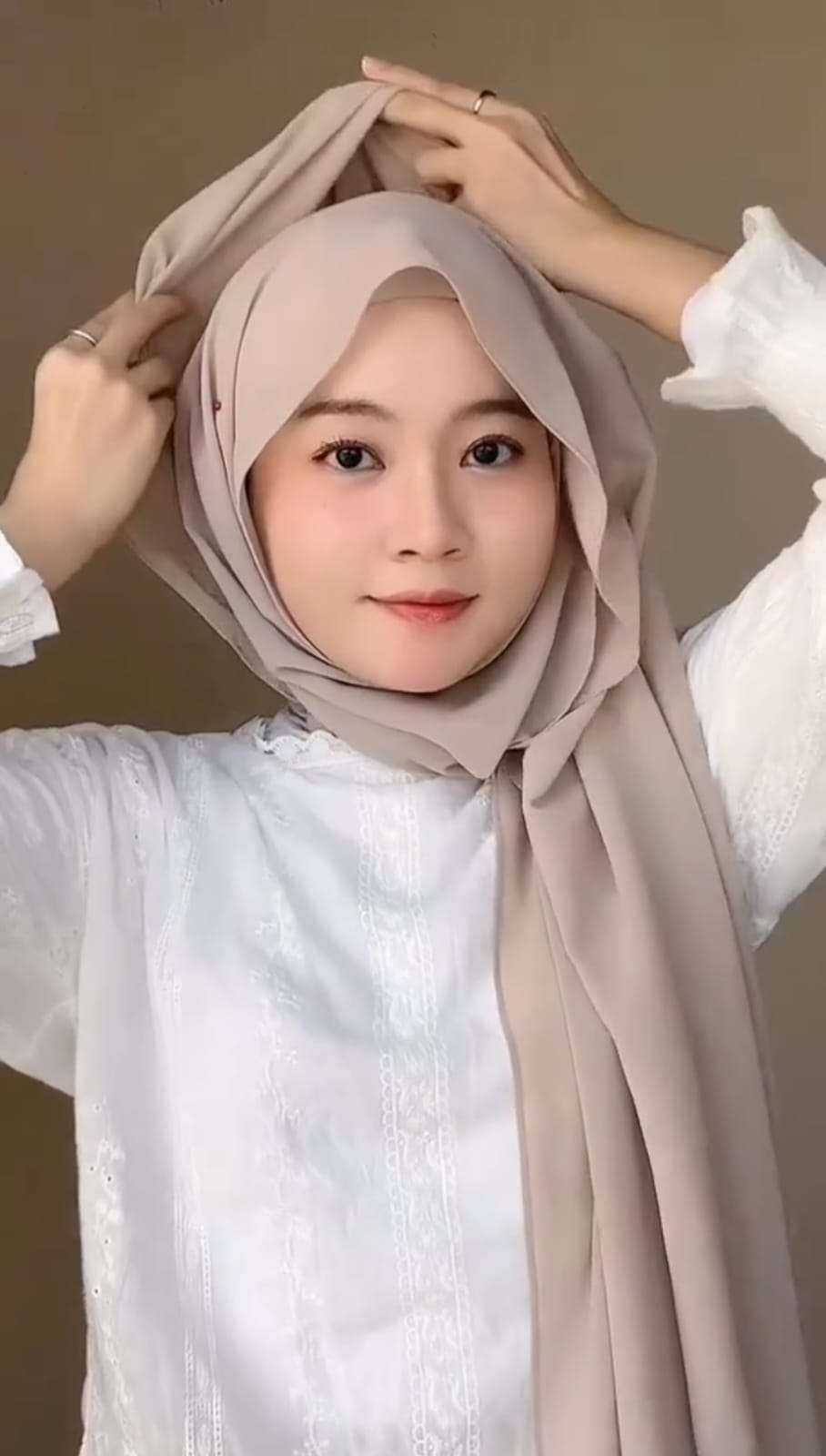 Foto: Instagram @dindarizkyrmd