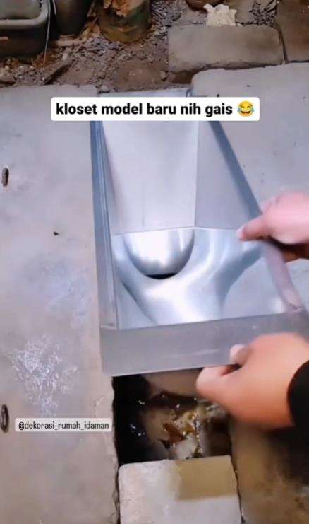 WC jongkok model baru yang unik.