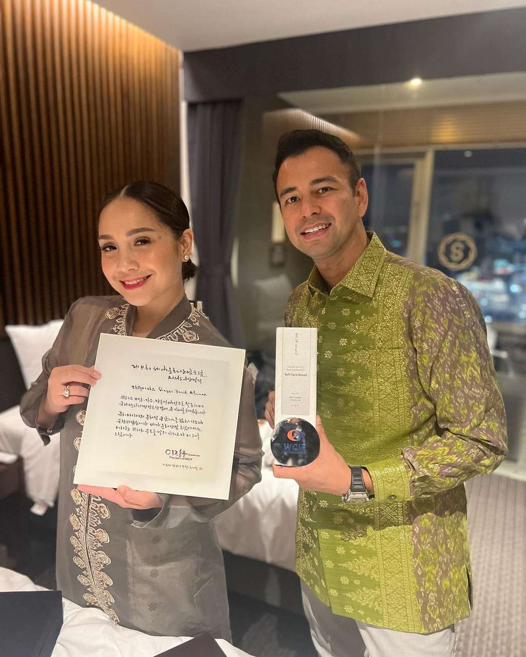 Potret Raffi Ahmad dan Nagita Slavina
