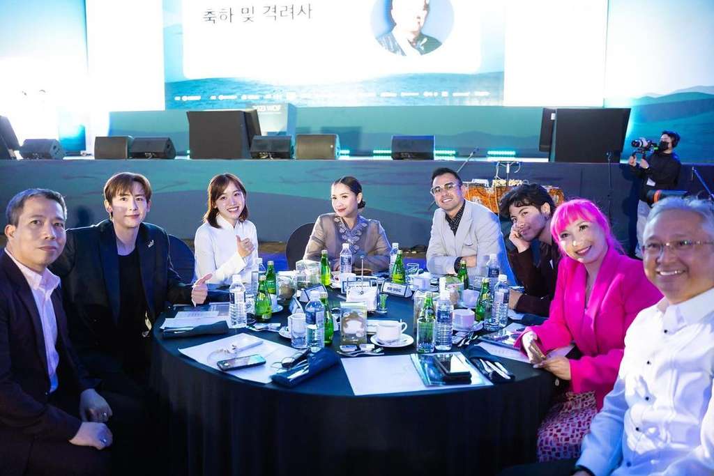 Potret Raffi Ahmad dan Nagita Slavina