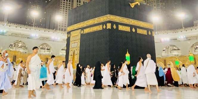 Tak Hanya Lansia, Jemaah Diperbolehkan Rehat Sejenak saat Tawaf Meski Belum 7 Putaran