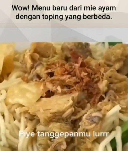 Mie ayam bonus belatung.
