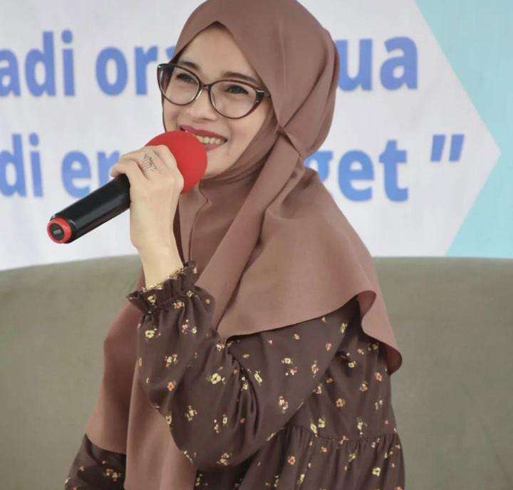 Potret Jihan Fahira