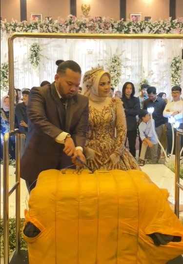 TikTok @rh_weddingplanner