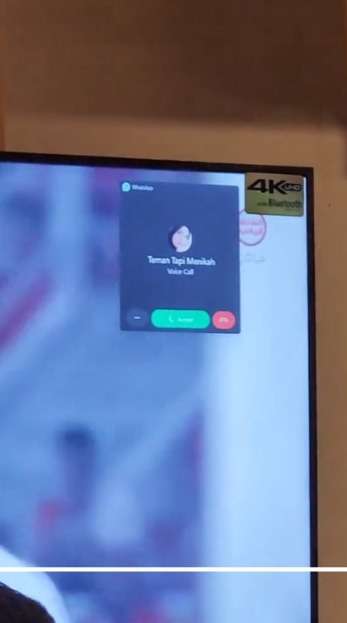 Lagi Seru Nobar Indonesia vs Argentina, Tiba-Tiba Muncul Notif Video Call Nama Kontaknya Bikin Ngakak Satu kafe
