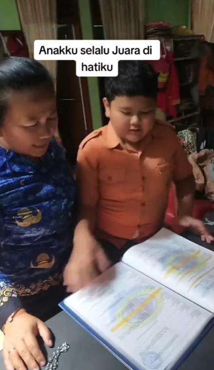 Anak rangking 27 dari 41 siswa, ibu tak marah.