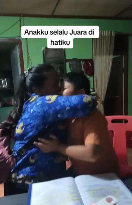 Anak rangking 27 dari 41 siswa, ibu tak marah.