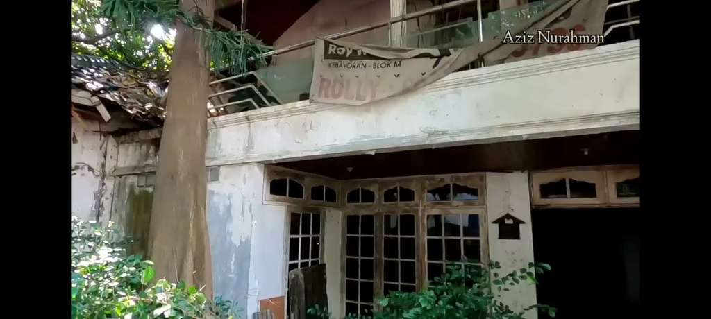 Potret rumah terbengkalai milik Louis Nikijuluw
