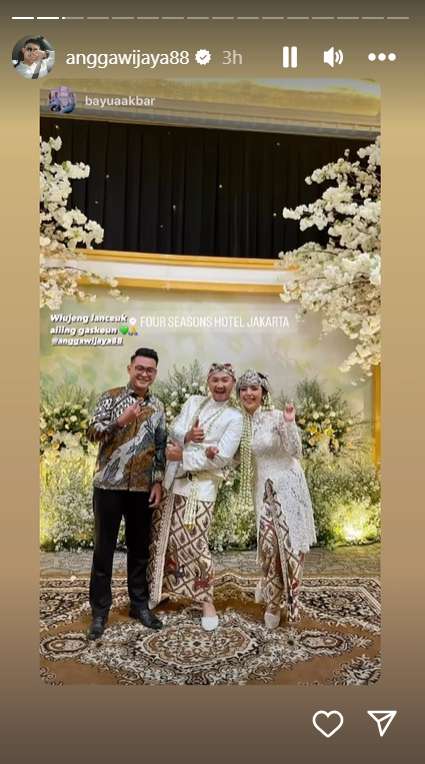 Potret pernikahan Angga Wijaya dan istrinya Anna