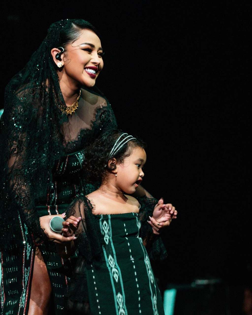 Potret konser Mutia Ayu bertajuk