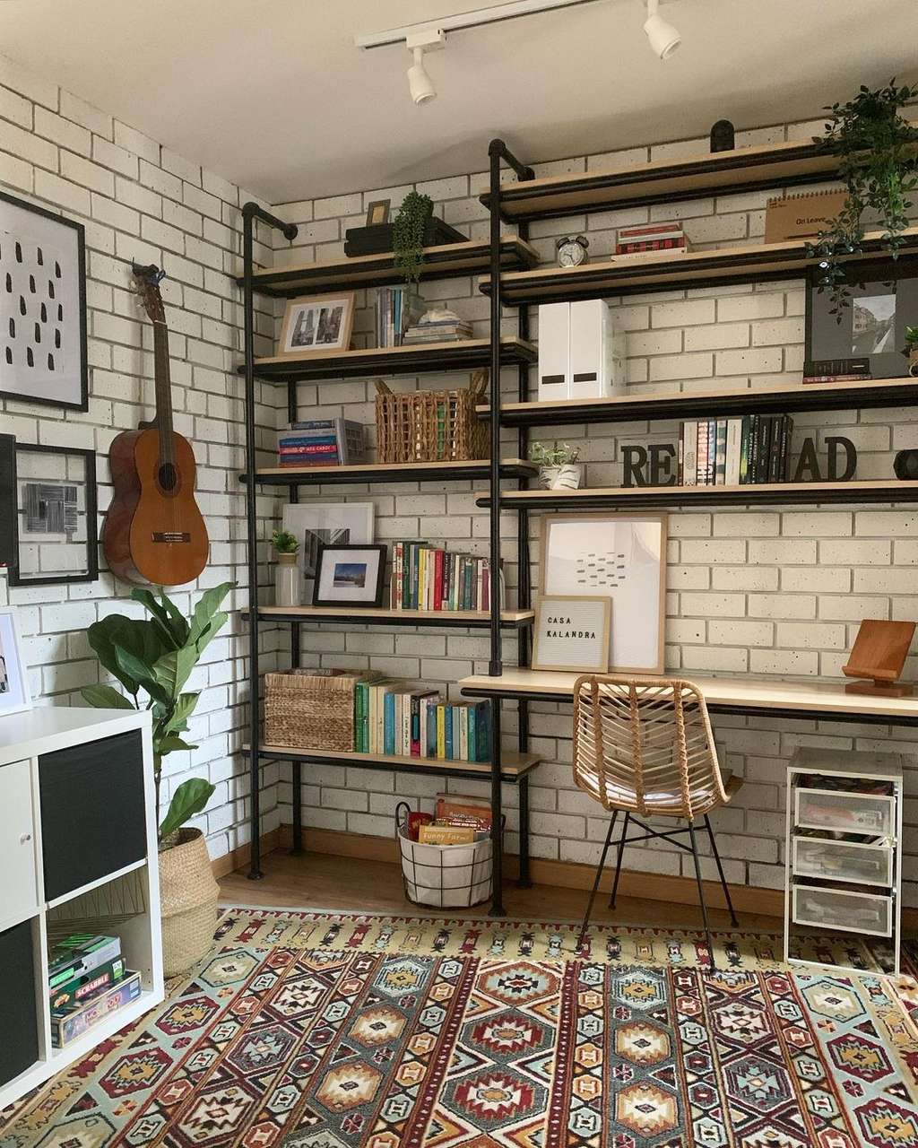 Perpustakaan mini