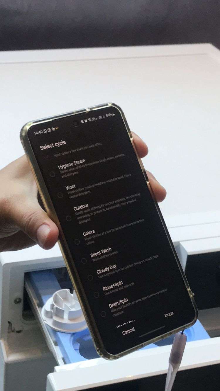 Samsung Luncurkan Mesin Cuci Pintar dengan AI, Bisa Dioperasikan Lewat Smartphone